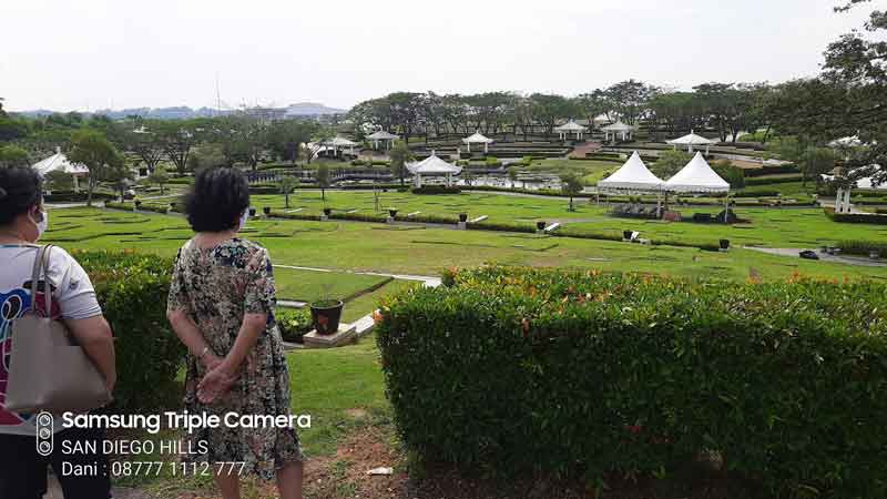 survey lokasi di pemakaman san diego hills besama keluarga 