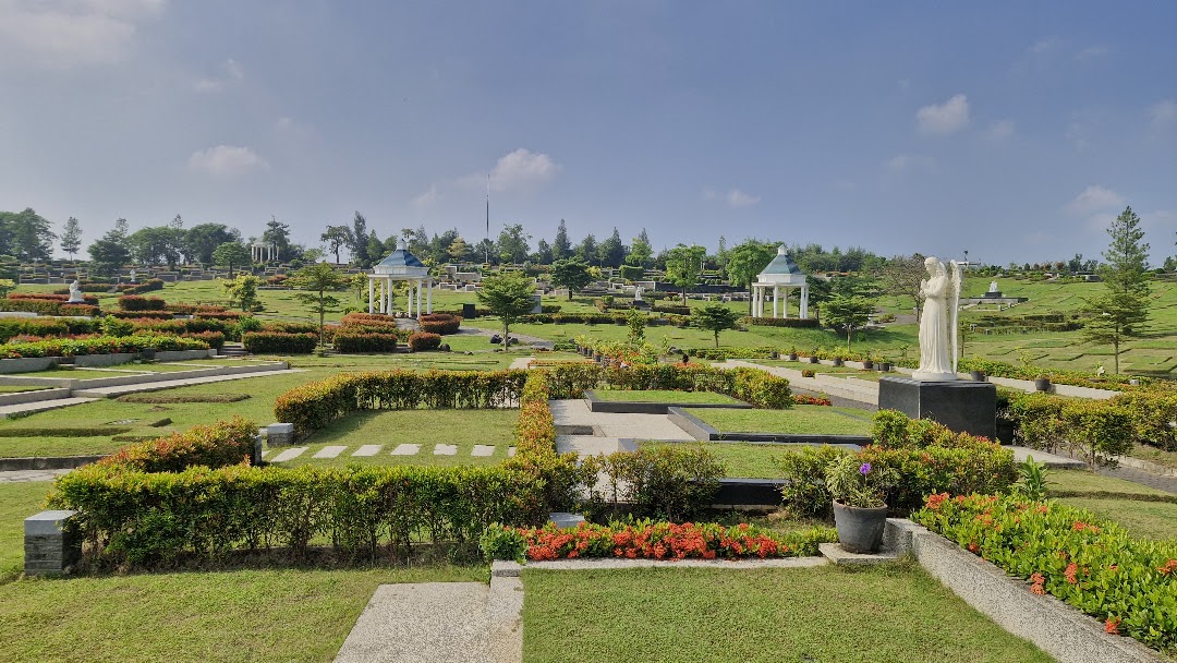 Tipe Private Patung San Diego Hills