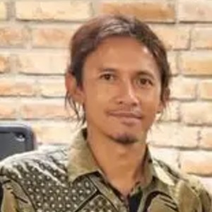 Dani, marketing resmi San Diego Hills