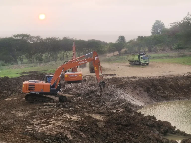 Pengerukan dan perbaikan Danau Lake Angeles San Diego Hills, Oktober 2026